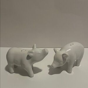 Pig Salt & Pepper Shakers (White)